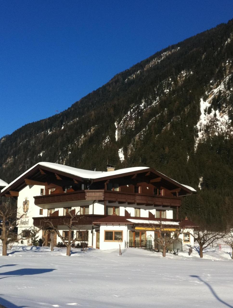 Hotel-Garni Almhof Mayrhofen Exterior photo